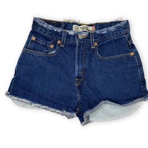 Levi's Dark denim Short - Factory Distressed - Size 26